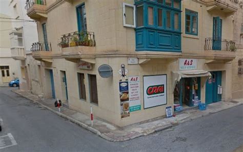 convenience store sliema.